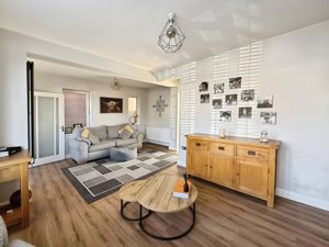 Photo 17- click for photo gallery